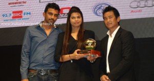 The Alemao siblings with Bhaichung and the best I-league club award