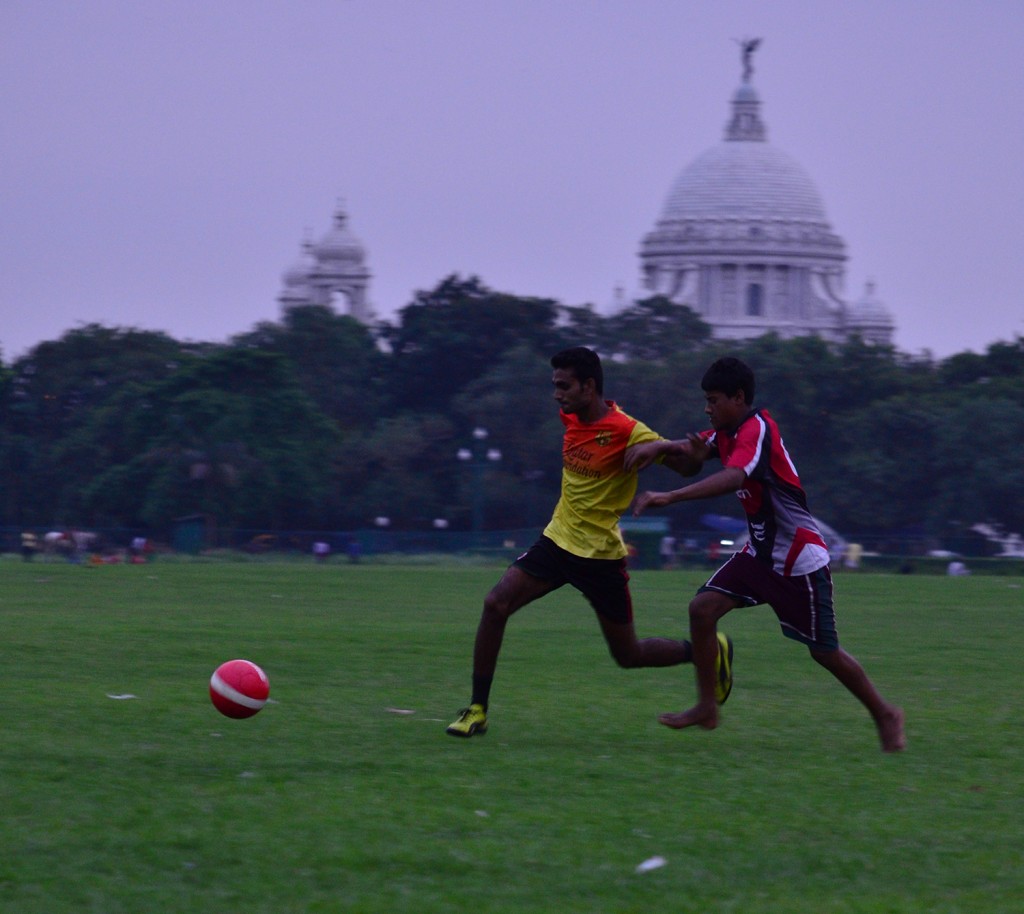 Kolkata Derby Article - football and victoria - Somak Sarkar